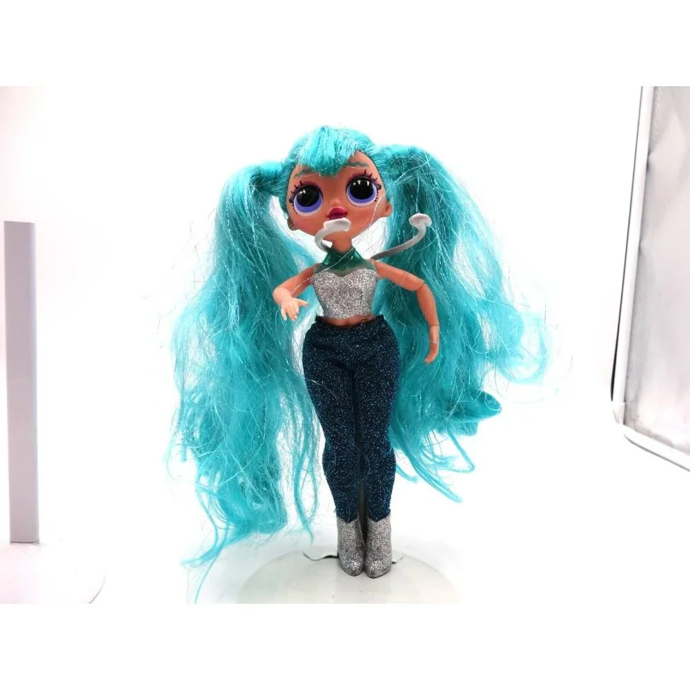 LOL Surprise OMG‎ Winter Disco Cosmic Nova Fashion Girl Doll Kitty Fuzzy Fan